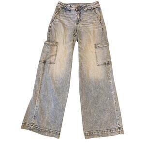 American Eagle Outfitters Women's Wide Leg Flare Cargo Jeans - Light Blue Wash